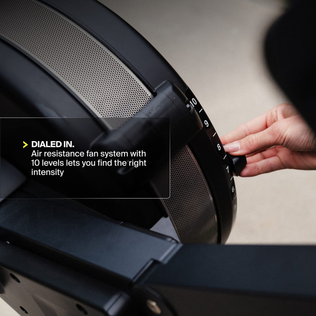 Resistance adjustment dial on the Centr Perform Series air resistance rowing machine.