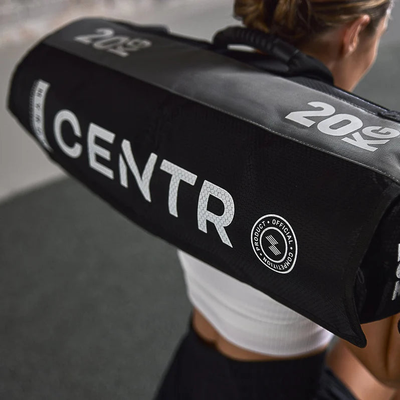 Velcro®-sealed inner filler bags used with the Centr x HYROX competition sandbag.