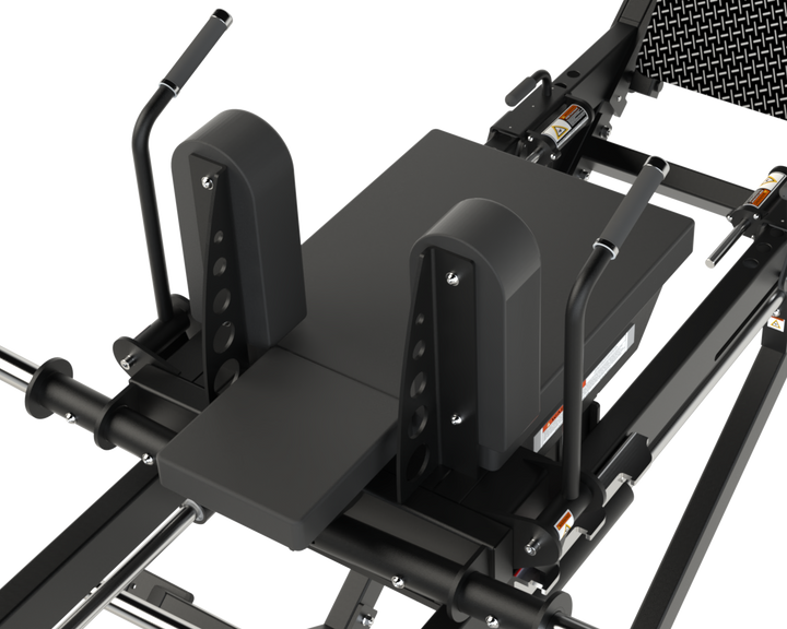 35-Degree Linear Hack Squat