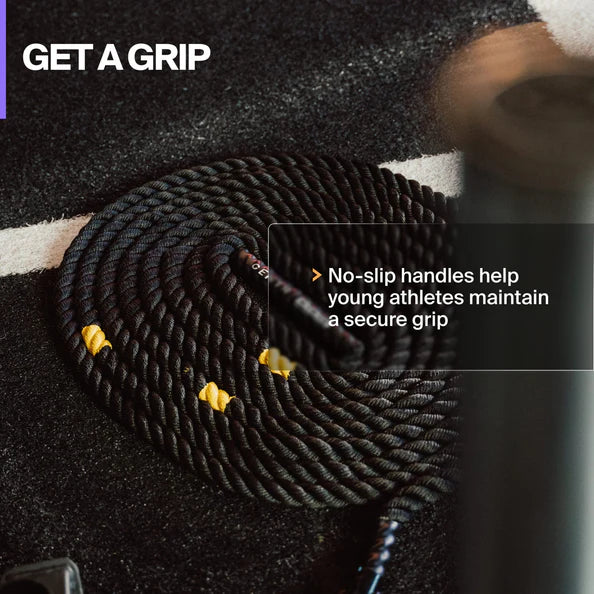 Ergonomic no-slip handle on the Centr x HYROX Competition Power Rope for a secure grip.