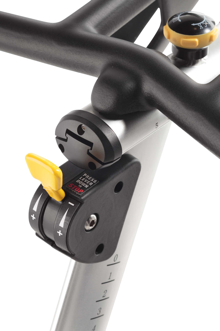 HOIST LeMond Series UT Upright Trainer resistance lever