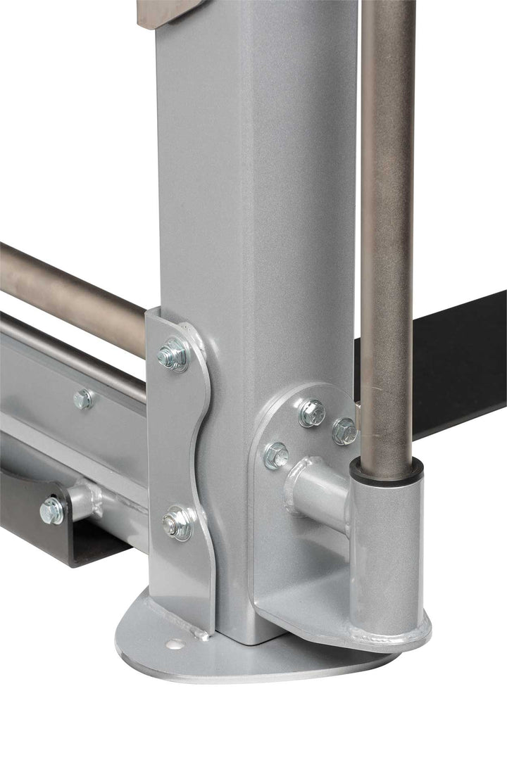 Close-of numbered hook ladder on Smith machine for bar catch height adjustment