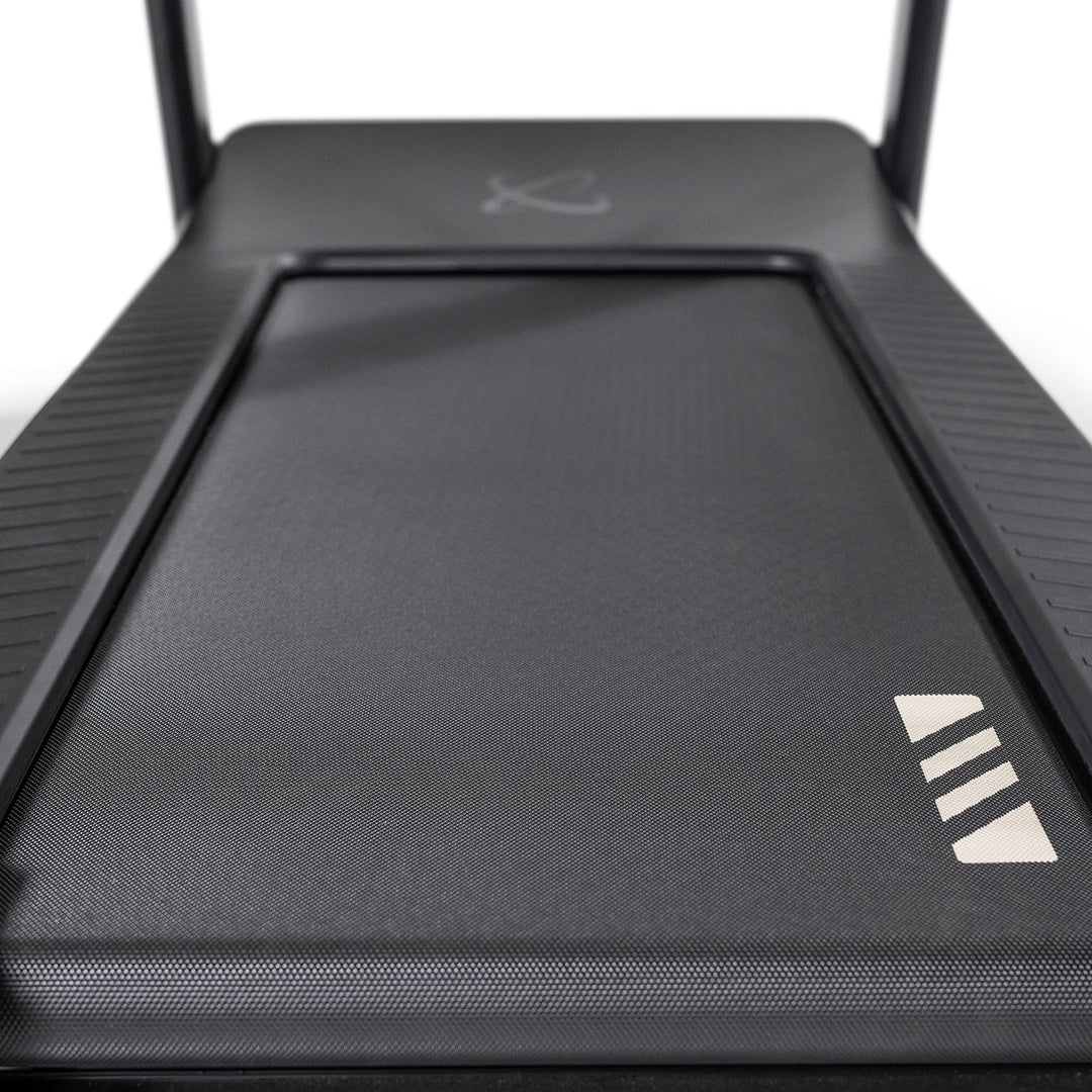 Inspire Series T7 Treadmill with non-maintenance belt