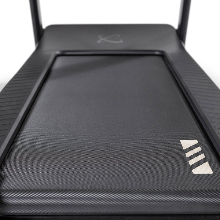 Inspire Series T7 Treadmill with non-maintenance belt
